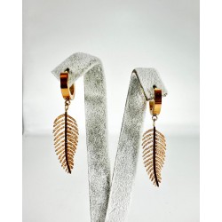 Rose Yaprak Detaylı Küpe